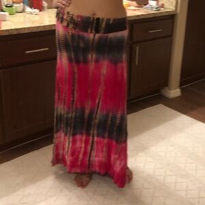 Leshop Pink and Black Maxi Skirt